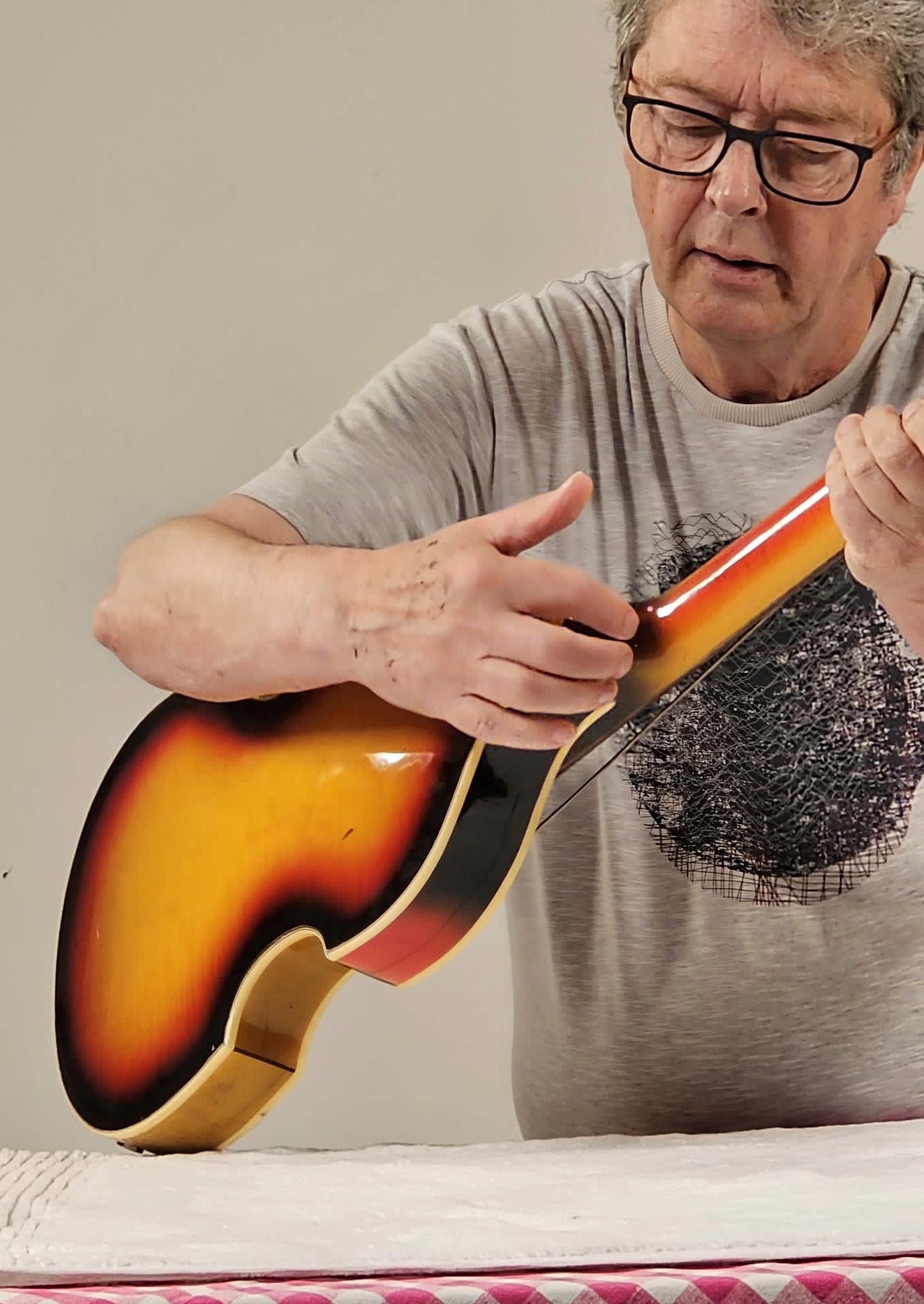 PAUL MCCARTNEY-BAJO ROBADO