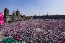 Miles protestan contra el presidente de México y su partido en “marcha por la democracia”