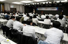 Corea del Sur ordena a los médicos en huelga que vuelvan a sus puestos