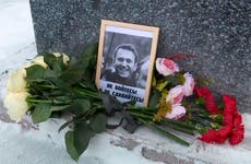 La madre de Navalny presenta una demanda en Rusia para exigir la entrega del cadáver de su hijo