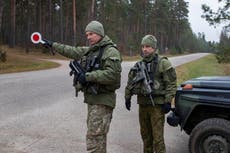 Lituania cerrará dos puntos de control más con Bielorrusia, aliado de Rusia, en medio de tensiones