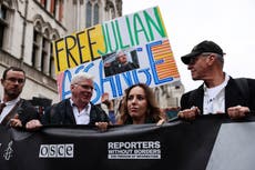 EE. UU. estaría dispuesto a negociar con Assange para rebajar los cargos en su contra