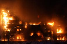 Incendio en 2 edificios residenciales en Valencia deja al menos 13 heridos