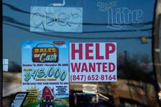 EEUU: Aumentan pedidos de ayuda por desempleo