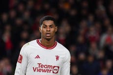 Rashford defiende su compromiso con Manchester United tras críticas de la prensa