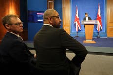 Plan británico de enviar migrantes a Ruanda podría costar casi 500 millones de libras