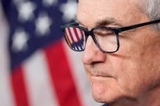 El presidente de la Fed prevé más reducciones en las tasas este año