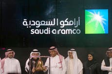 Príncipe heredero saudí transfiere 8% de Aramco a fondo soberano de inversión