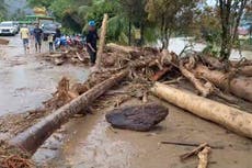 Al menos 26 muertos y 11 desaparecidos tras inundaciones y deslaves en Sumatra, Indonesia