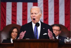 En discurso sobre el Estado de la Unión, Biden mostró incomodidad con el tema del aborto