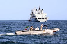 Irán, Rusia y China realizan maniobras navales en el Golfo de Omán