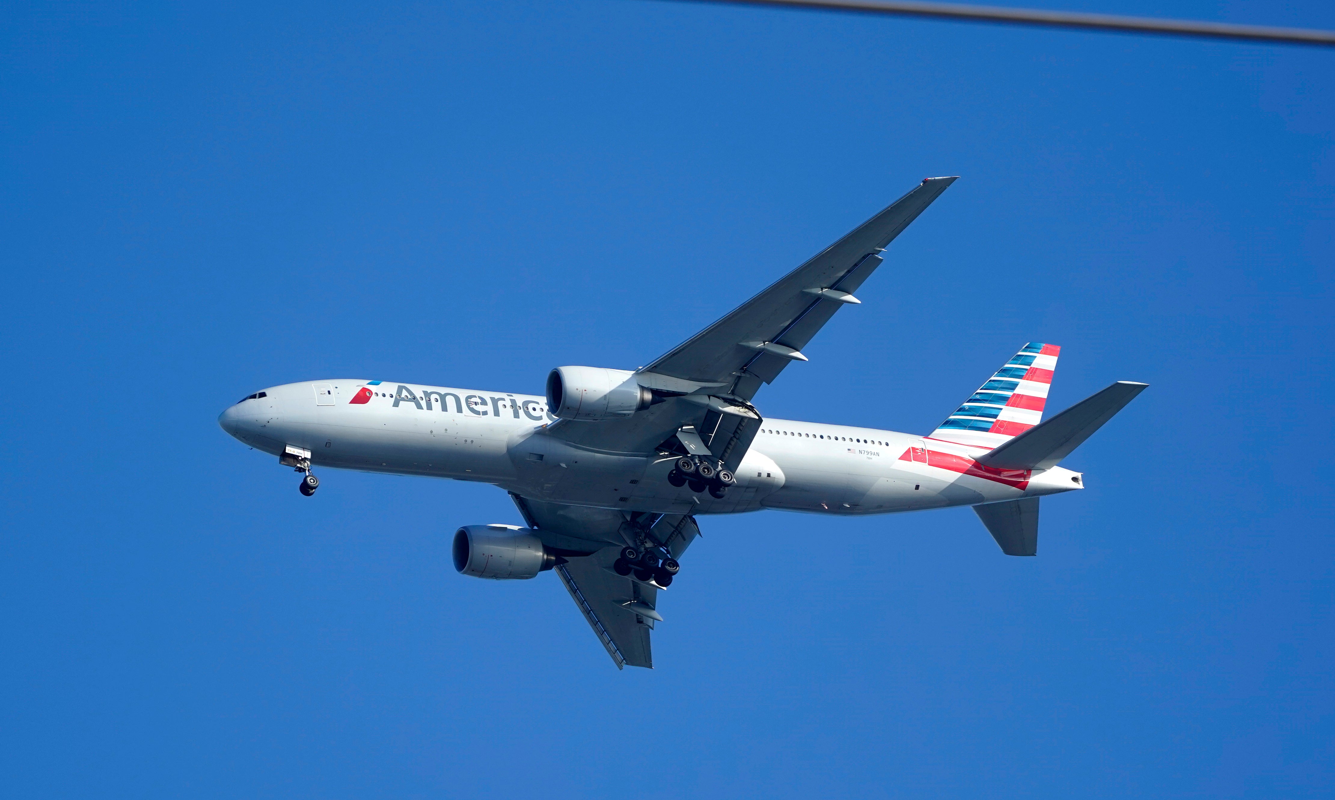 La pasajera de American Airlines ha sido demandada por casi USD 82.000