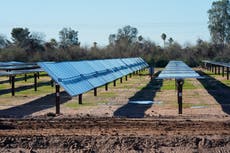 En EEUU, las baterías y energías limpias como la eólica y solar se combinan para solución climática