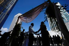 Matrimonios en EEUU regresan a niveles previos a la pandemia de COVID-19