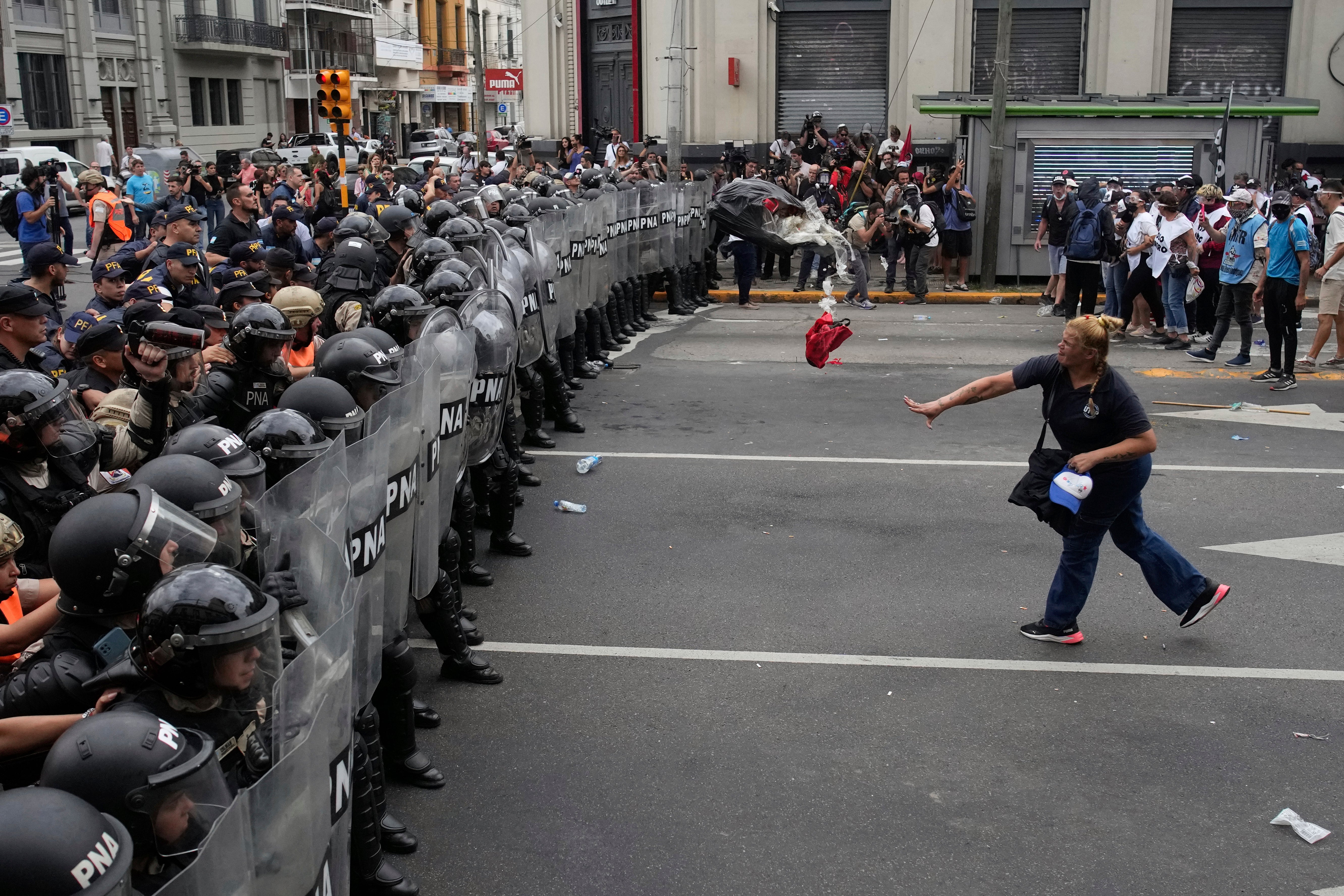 ARGENTINA-PROTESTAS
