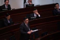 Hong Kong amplía los poderes del gobierno para perseguir la disidencia