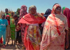 Campamentos en Chad, repletos y sin ayuda, siguen recibiendo a refugiados sudaneses