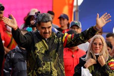Maduro y disidentes opositores dominan postulaciones para elecciones presidenciales en Venezuela