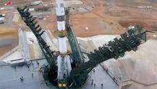 Cohete Soyuz con 3 astronautas parte hacia la Estación Espacial Internacional