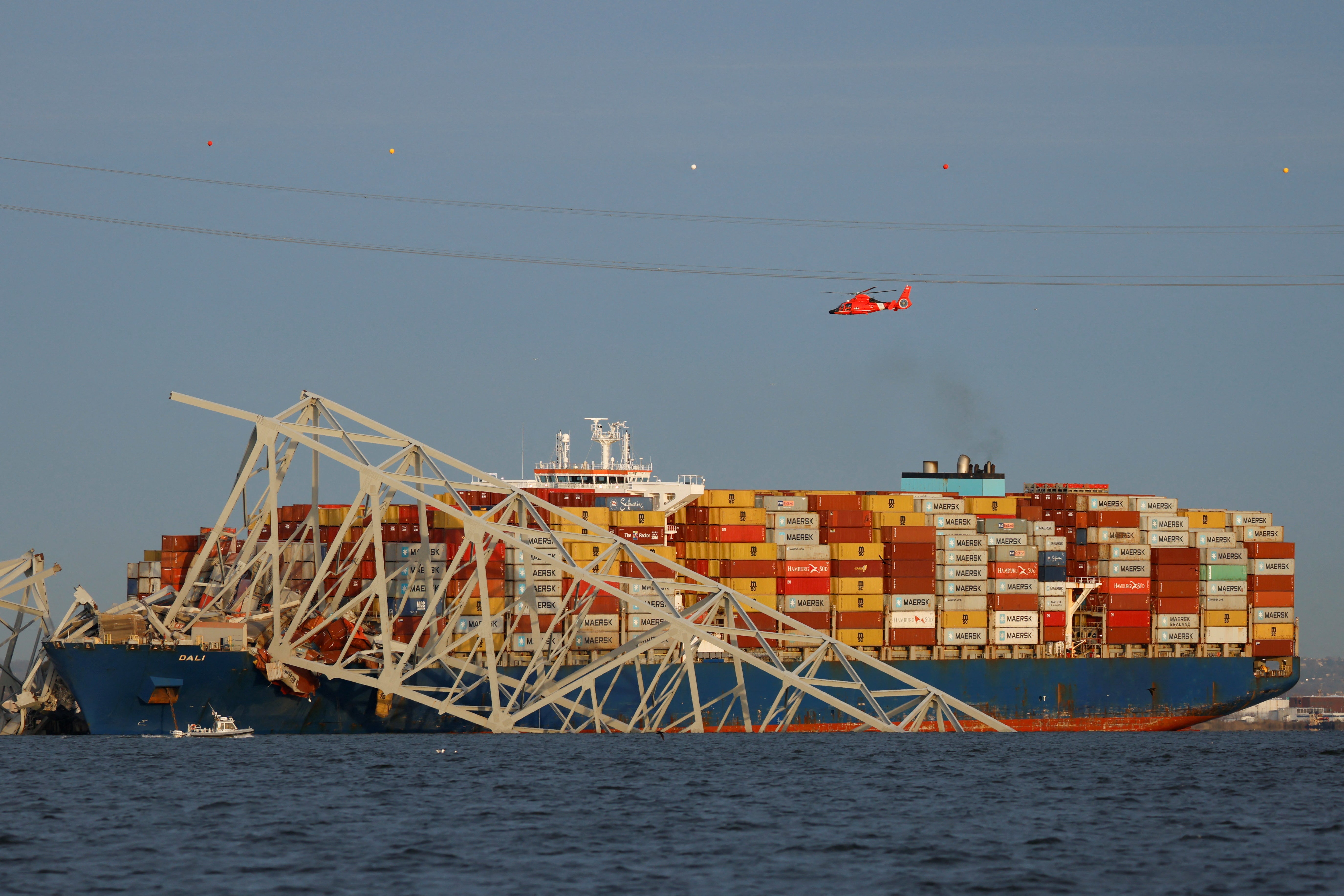 ¿Por qué se derrumbó tan rápido el puente de Baltimore? Expertos explican la trágica falla estructural