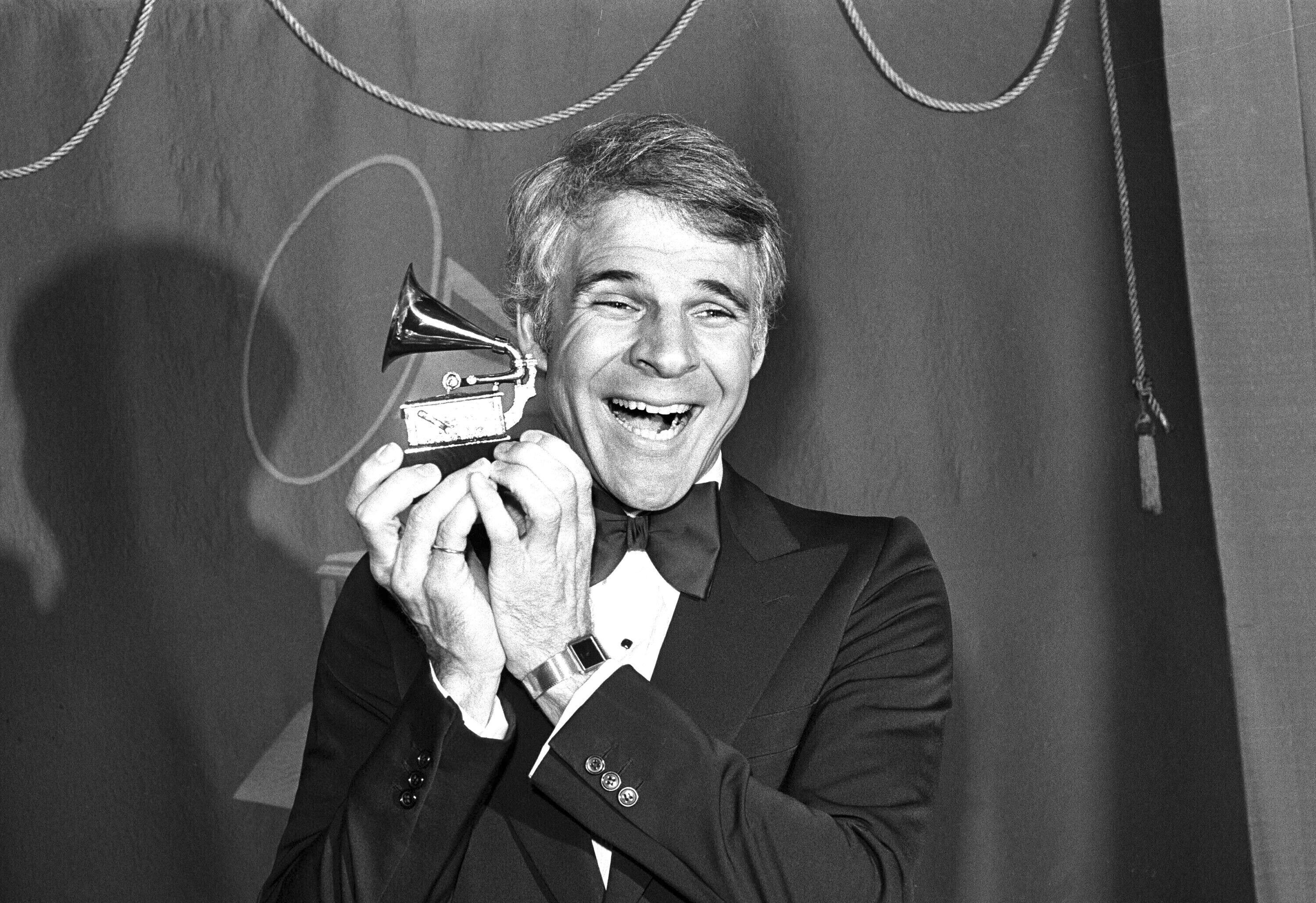 STEVE MARTIN