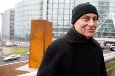 Fallece el escultor Richard Serra el “poeta del hierro”