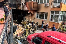 Incendio en club nocturno de Estambul en remodelación deja 29 muertos
