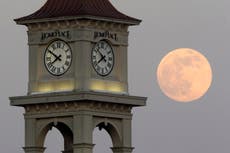 La NASA quiere idear un nuevo reloj para la Luna, donde los segundos transcurren más rápido