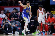 Curry y Thompson aportan 29 puntos cada uno; Warriors estiran racha con triunfo ante Rockets
