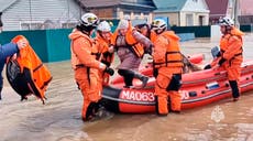 Miles evacuados por inundaciones en Rusia