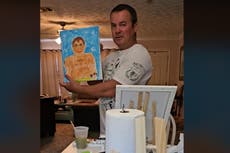 Las parejas realizan un divertido reto de TikTok y muestran sus dotes artísticas