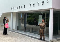 Artista rechaza abrir el pabellón israelí en Bienal de Venecia si no hay tregua y rehenes liberados