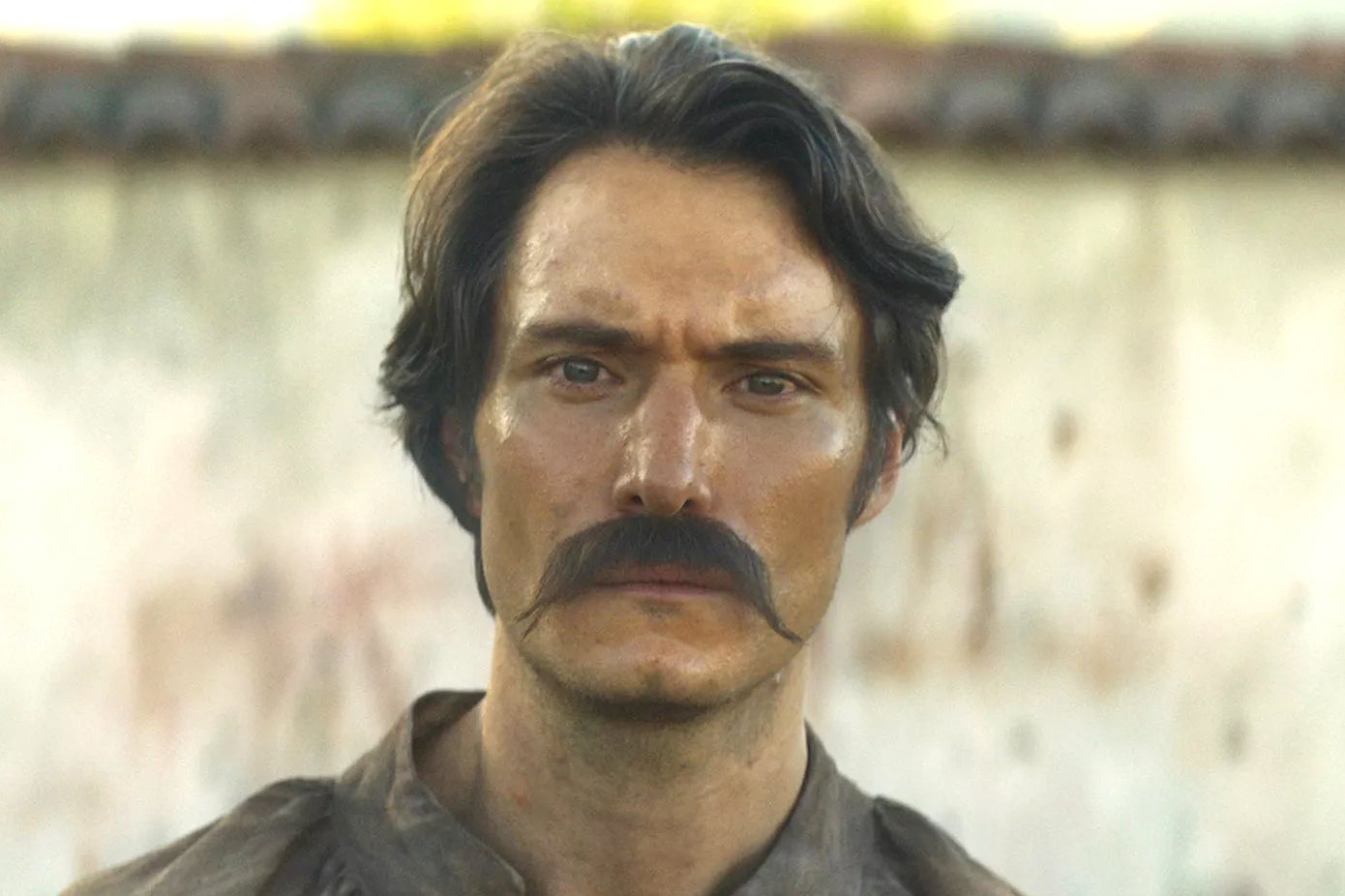 Claudio Cataño interpreta al Coronel Aureliano Buendía en la adaptación de Netflix de la novela 'Cien años de soledad'
