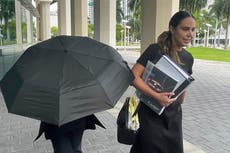 Diseñadora colombiana es condenada a cárcel en Miami por contrabando de carteras de cuero