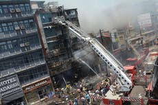 Un incendio arrasa un restaurante y un hotel en el este de India, deja seis muertos y 20 heridos