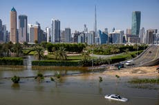 Estudio: Evidencia apunta a que cambio climático empeoró diluvio en Dubái