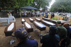 Autoridades brasileñas sepultan a migrantes africanos hallados en un bote a la deriva en la Amazonía