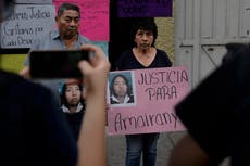 Protestas contra presunto asesino serial donde se encontraron restos humanos en la capital mexicana