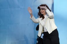 Cristina Fernández de Kirchner reaparece y cuestiona estado de la economía argentina