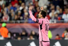 Messi anota un doblete en triunfo 4-1 del Inter Miami ante el Revolution en un abarrotado estadio