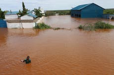 Kenia aplaza reabrir las escuelas tras casi un centenar de muertos por las inundaciones