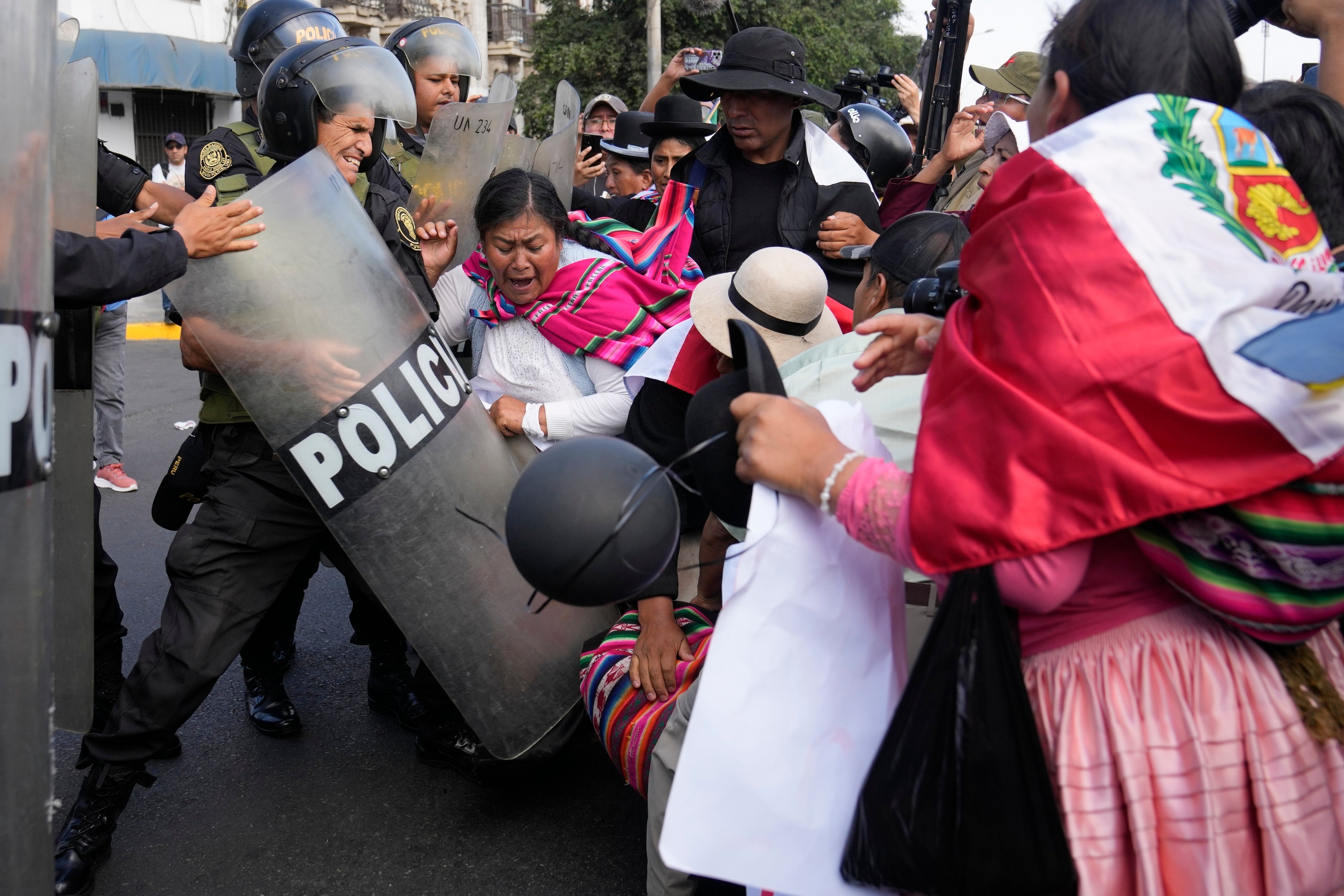 PERÚ-PROTESTAS FAMILIARES