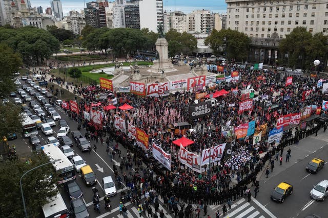 ARGENTINA-REFORMAS PROTESTAS