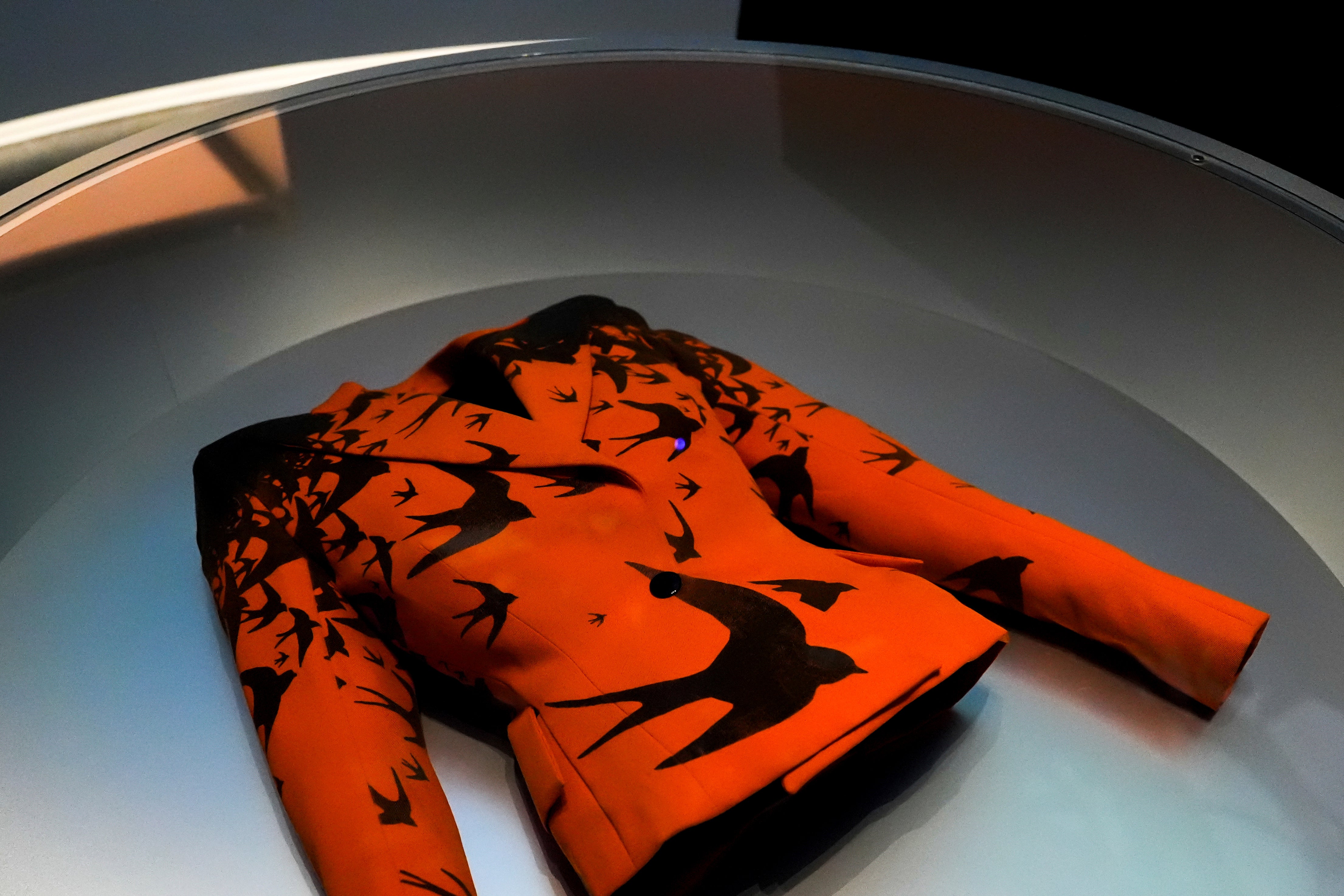 MODA-GALA MET-EXPOSICIÓN