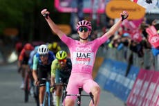 Pogacar intratable en el Giro; gana la octava etapa y amplía su ventaja en la clasificación general