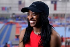 Simone Biles vuelve al escaparate olímpico, mejor preparada para la presión