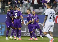 Fiorentina iguala con Napoli, que ahora podrá ser cuando mucho 8vo en Italia