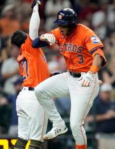 Con jonrones de Meyers y Peña, Astros superan 5-4 a Cerveceros