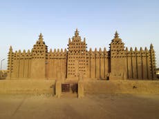 Tras haber sido centro de aprendizaje islámico, ciudad maliense de Djenné llora ausencia de turistas