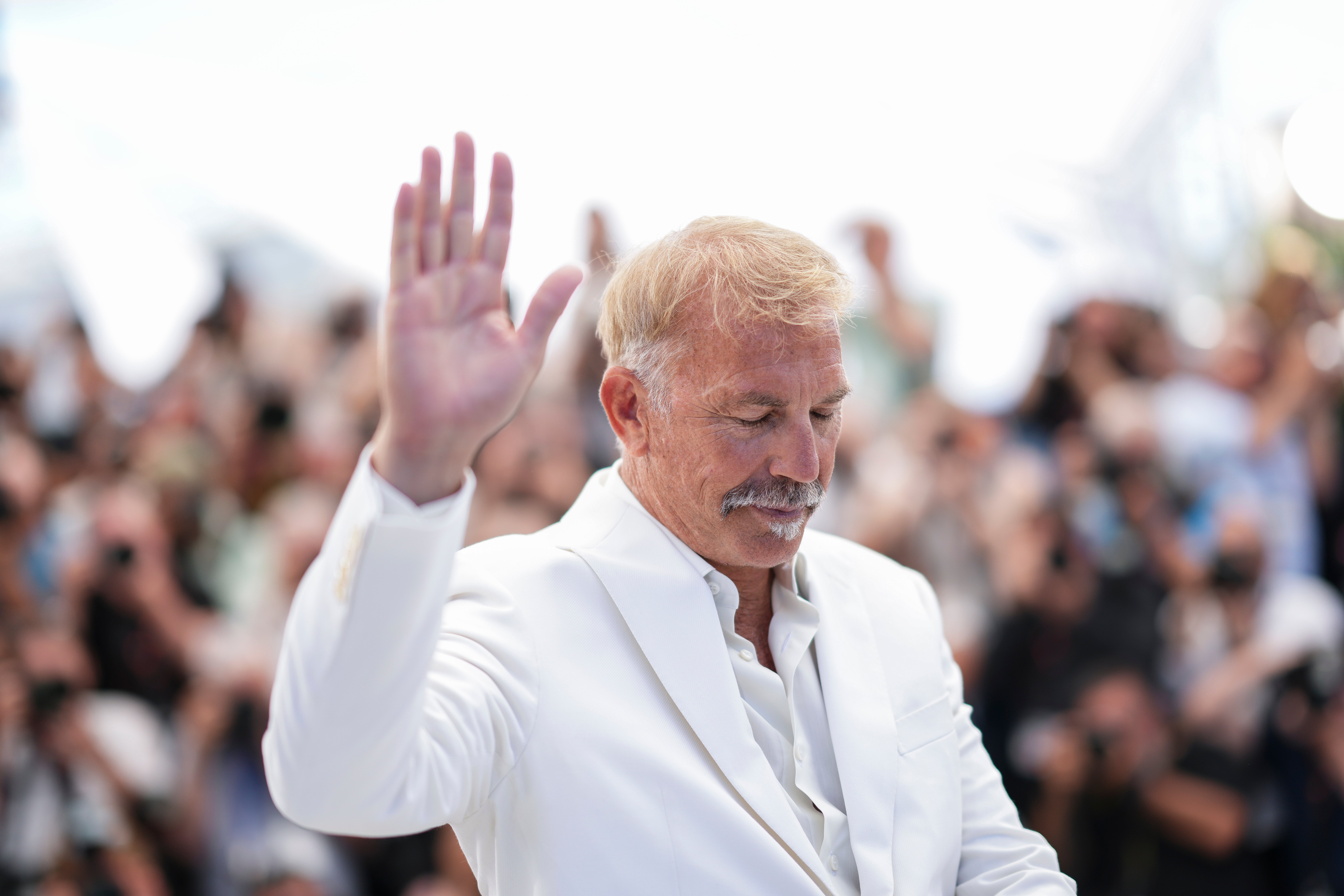 CANNES-KEVIN COSTNER